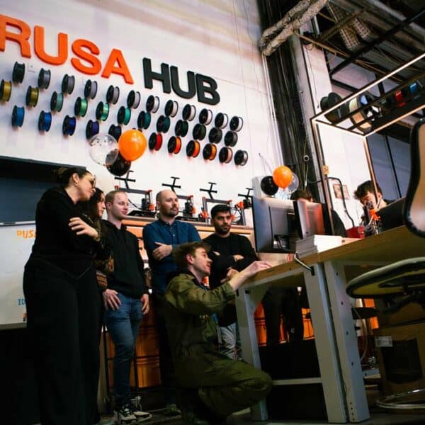 This is the Prusa hub in Berlin, a professional, high-end 3d printing workshop and lab in Berlin at MotionLab.Berlin.